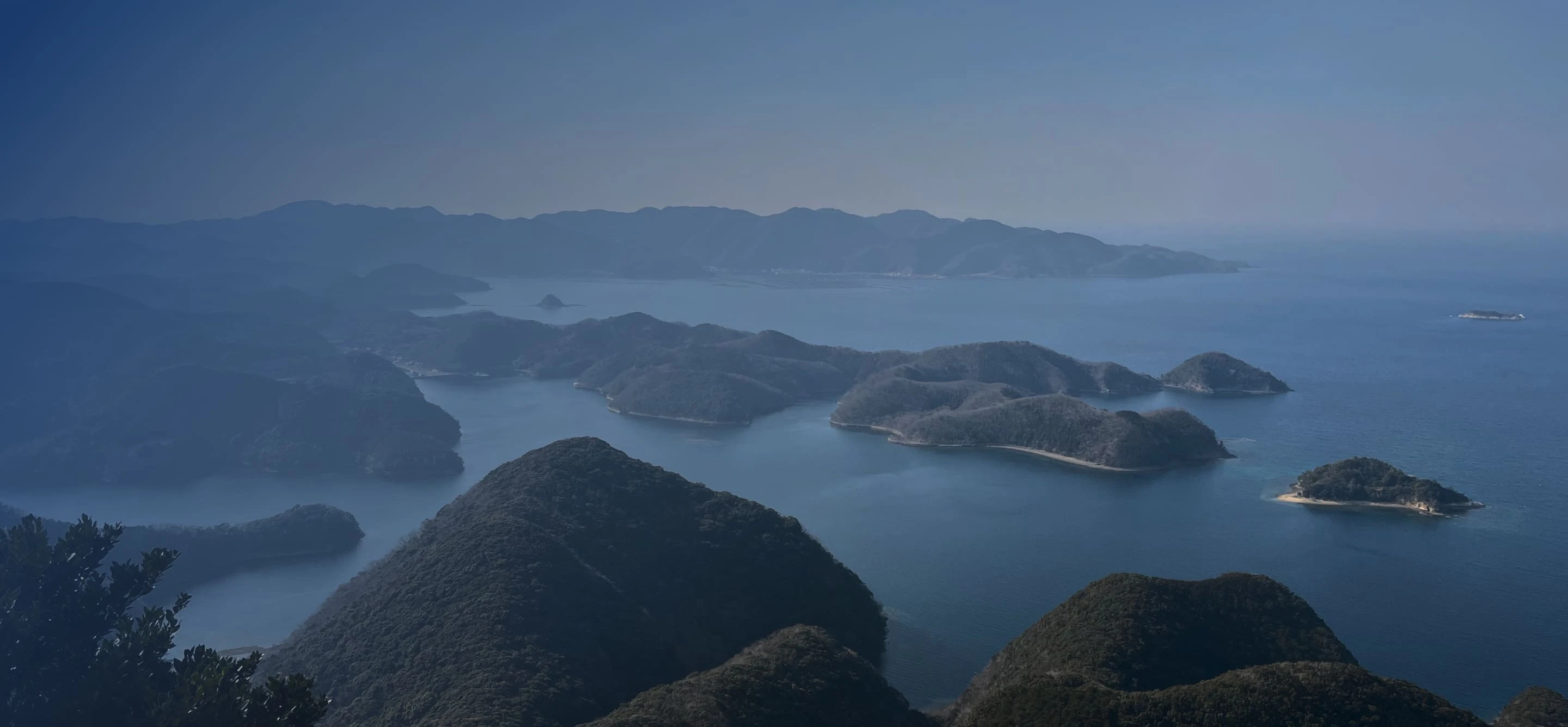 海に浮かぶ島々